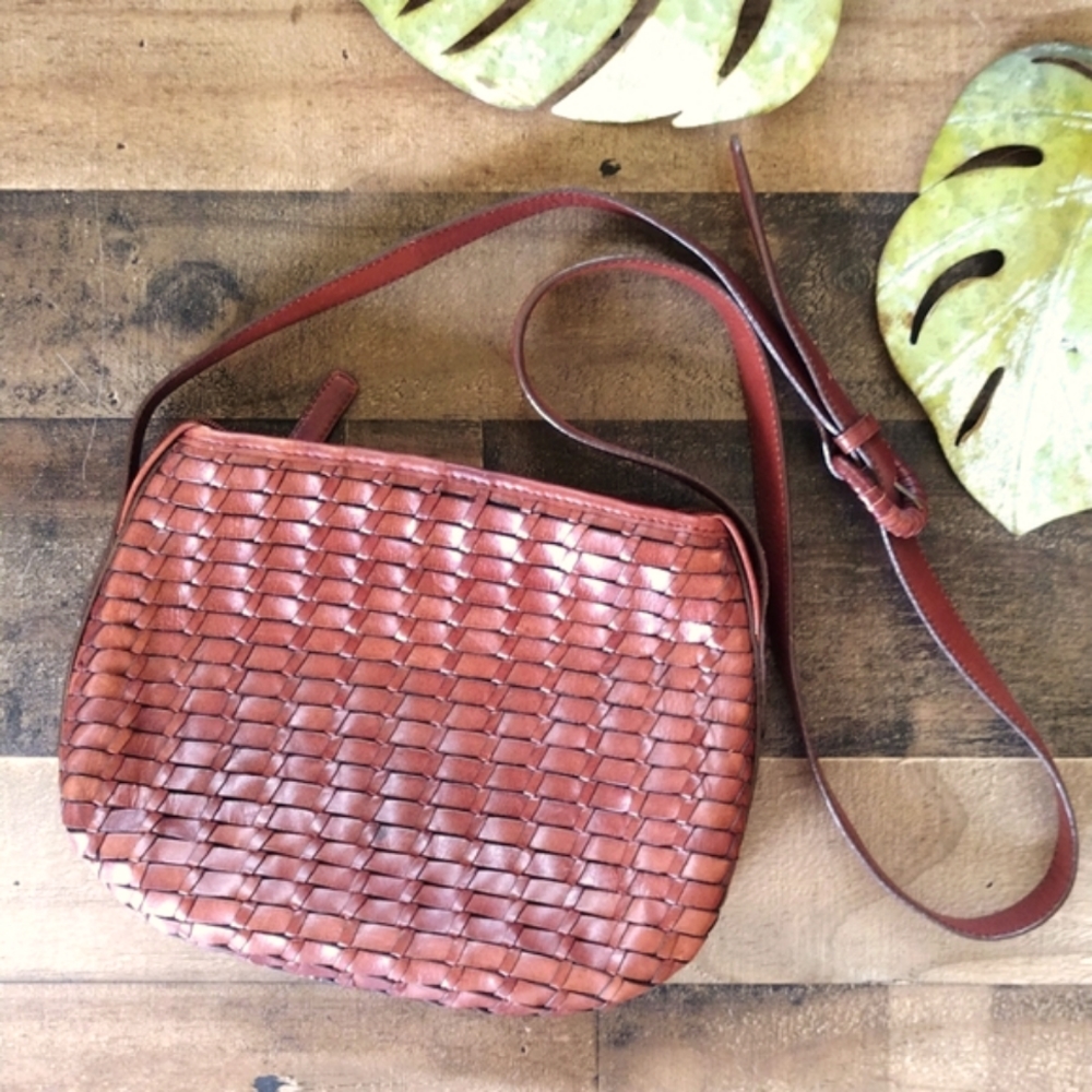 FOSSIL Leather Weaven Chocolate Brown Purse